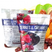 Trái cấy sấy khô KirkLand Berries & Cherries 567g của Mỹ